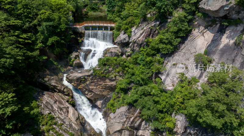 洛阳白云山山川河流山谷悬崖瀑布岩石溪水