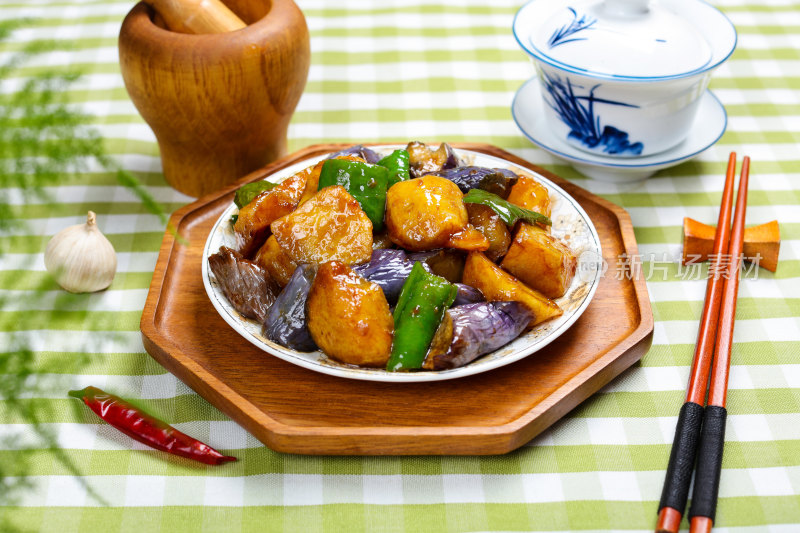 营养美味地三鲜