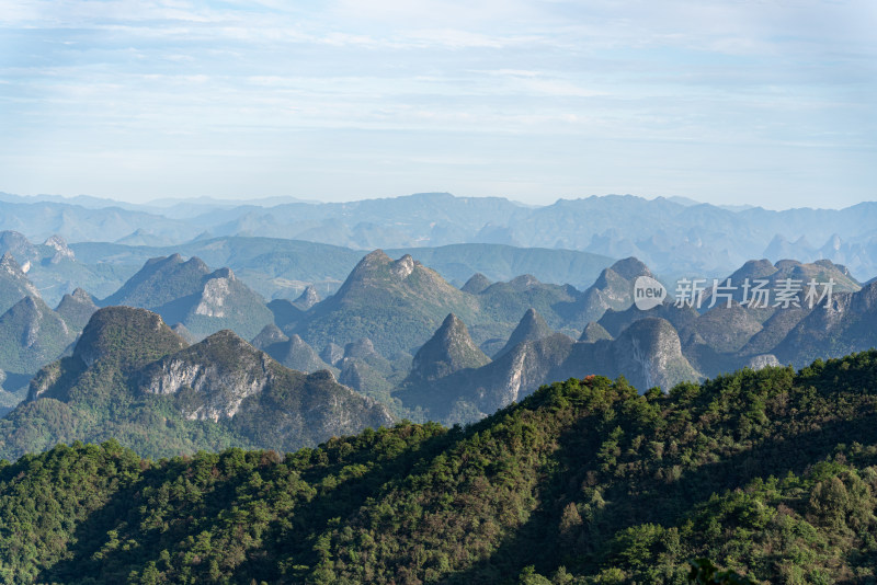 桂林喀斯特地貌，尧山风景