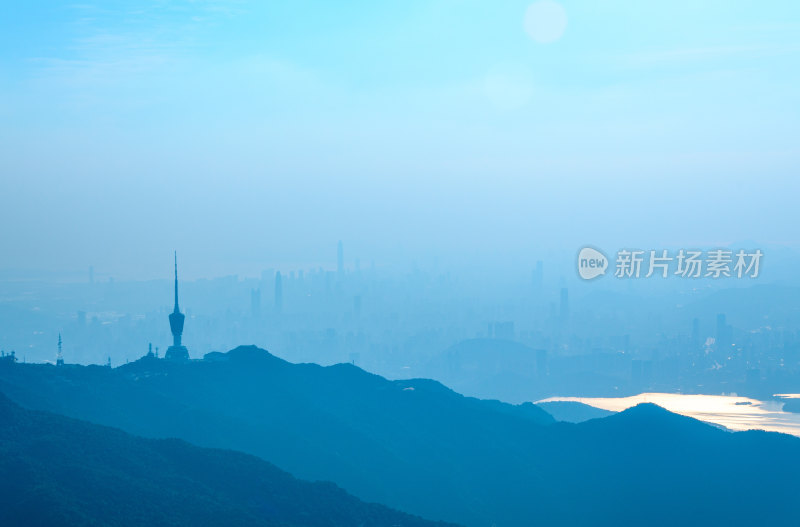 深圳梧桐山旅游景区山峰湖泊电视塔