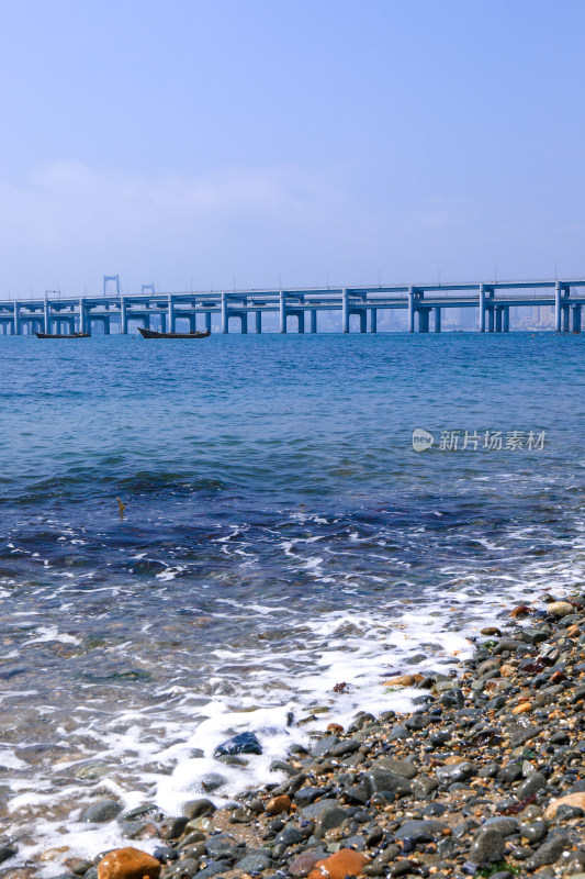 大连银沙滩海岸线海边风光