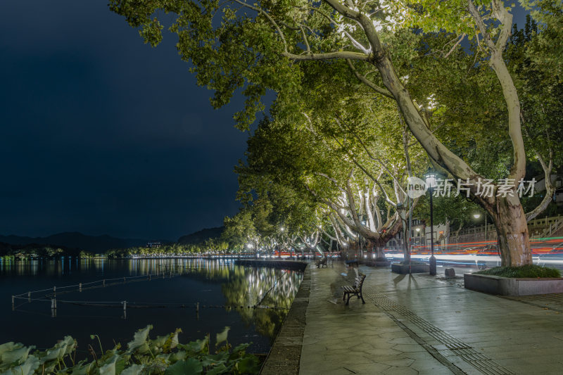 杭州西湖断桥景点夜景