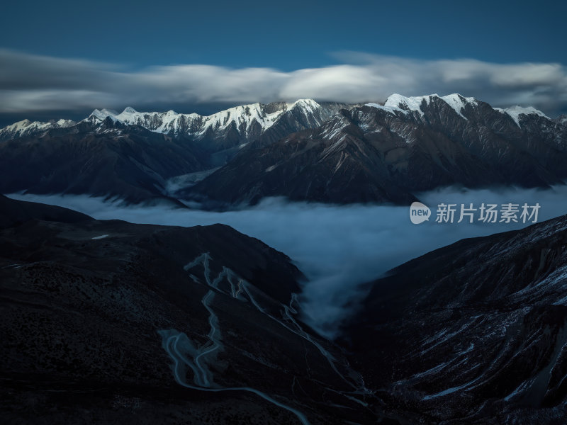 四川甘孜州子梅垭口云海贡嘎雪山高空航拍