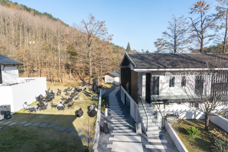 新中式禅意民宿室内外景色