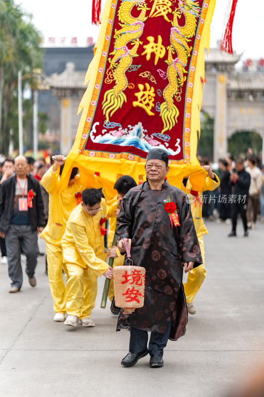 广东潮汕中国非遗英歌舞古镇戏曲盛装巡游