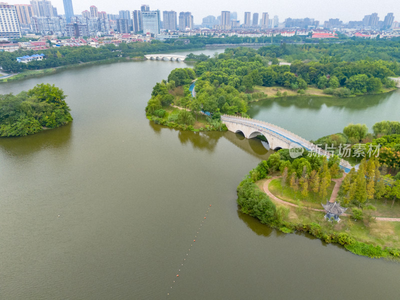 眉山远景楼河流周边风景航拍图