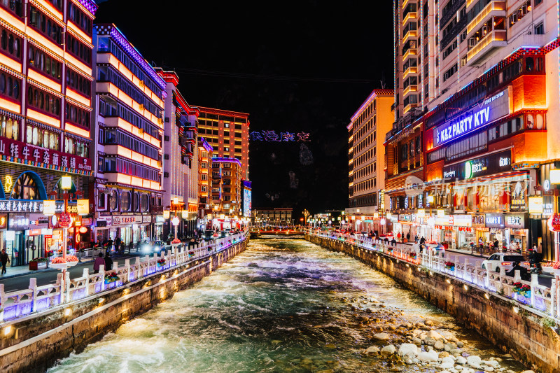 甘孜州康定市城景夜景