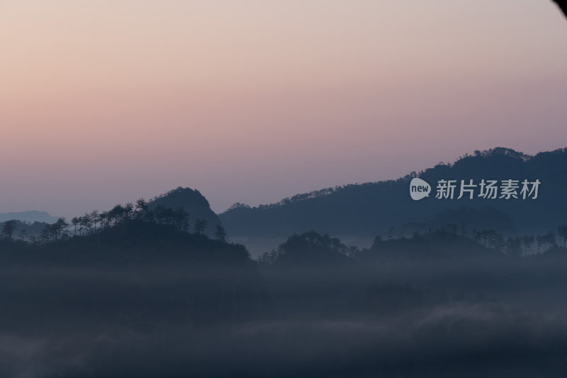 国风山水意境日出云海