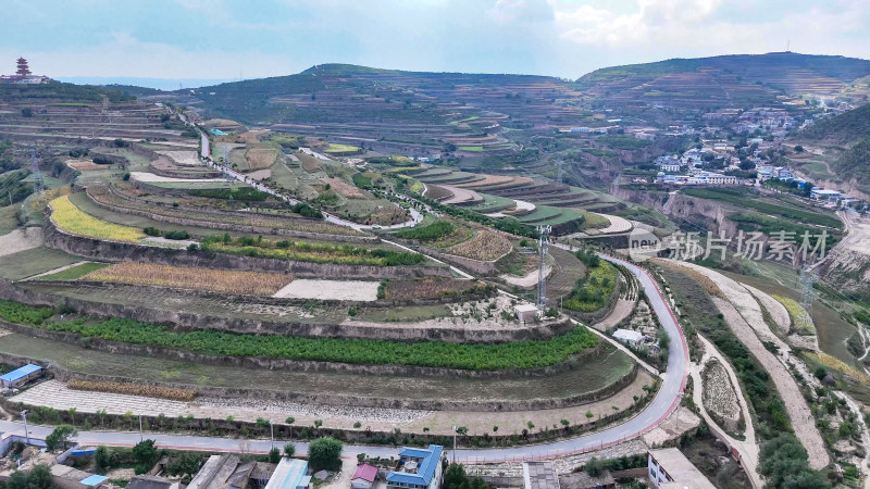 甘肃定西山川地地貌黄土高原航拍图