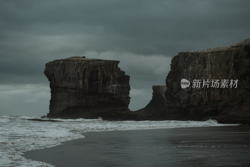 新西兰鸟岛 海边峭壁岩石