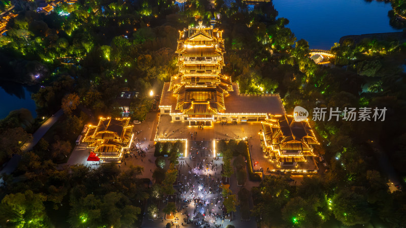 山东济南大明湖夜景航拍灯光