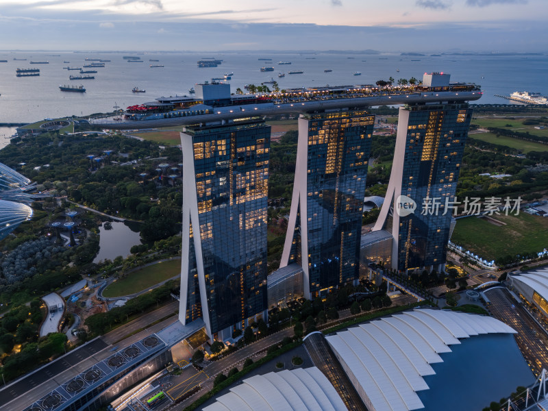 新加坡滨海湾金沙海滨奥林匹克蓝调夜景航拍