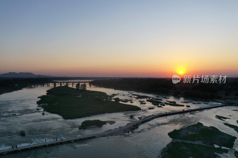 晚霞夕照大汶河