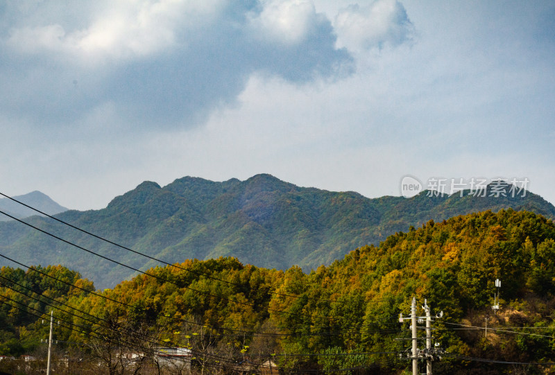 河南洛阳白云山景区秋季村落