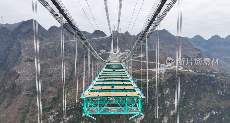 贵州花江峡谷大桥建设航拍