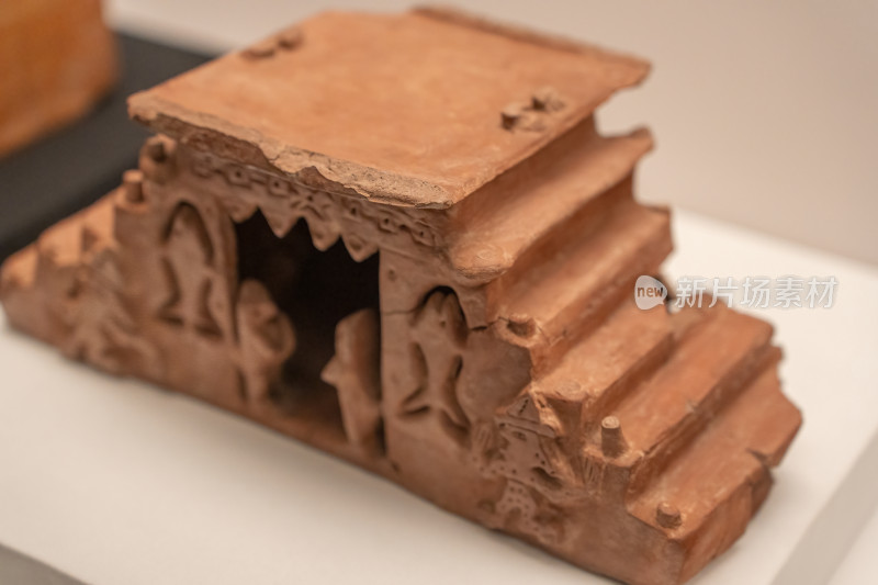 秘鲁安东尼尼教育博物阶梯式祭祀建筑模型