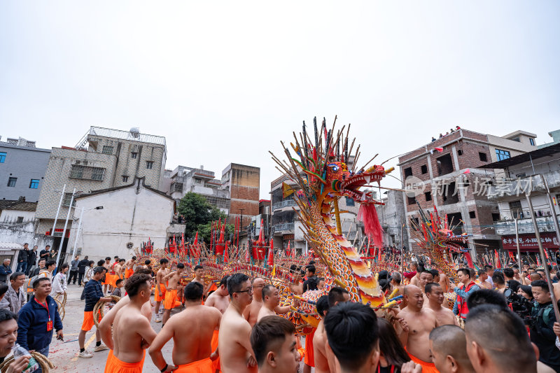 广东梅州中国非遗顺丰火龙狂舞夜焰火龙腾