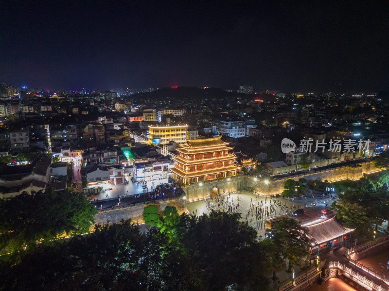 广东潮州古城广济门城楼夜景