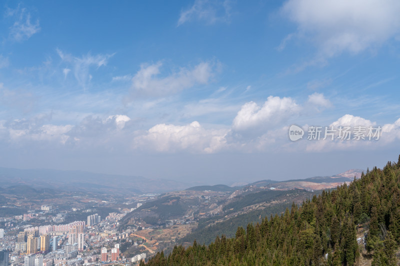 云南红河州个旧市城市风光