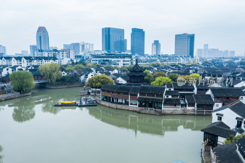 江苏苏州山塘街外城河