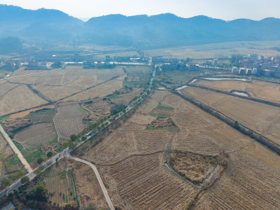 乡村田野航拍全景