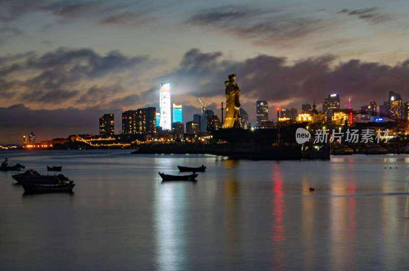 青岛小麦岛海边夜色