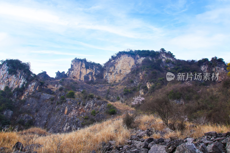 山峰 山石 岩石 蓝天