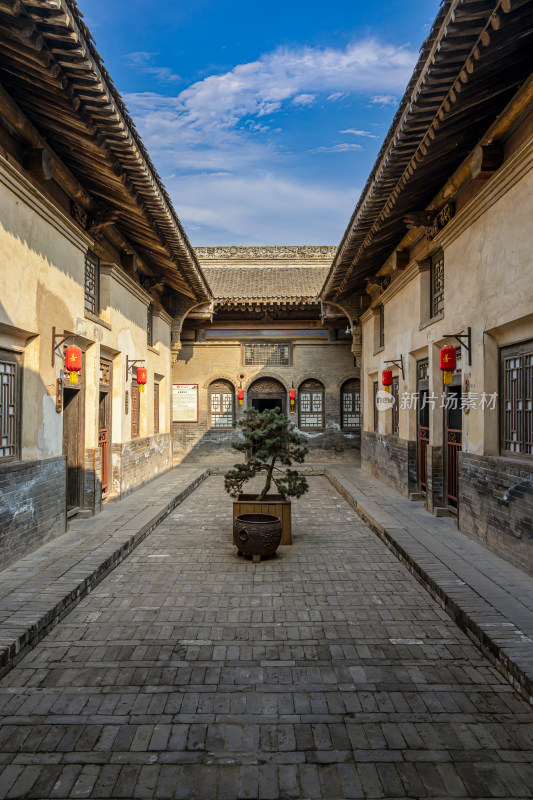 山西万荣李家大院