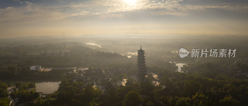 扬州瘦西湖大明寺航拍全景图