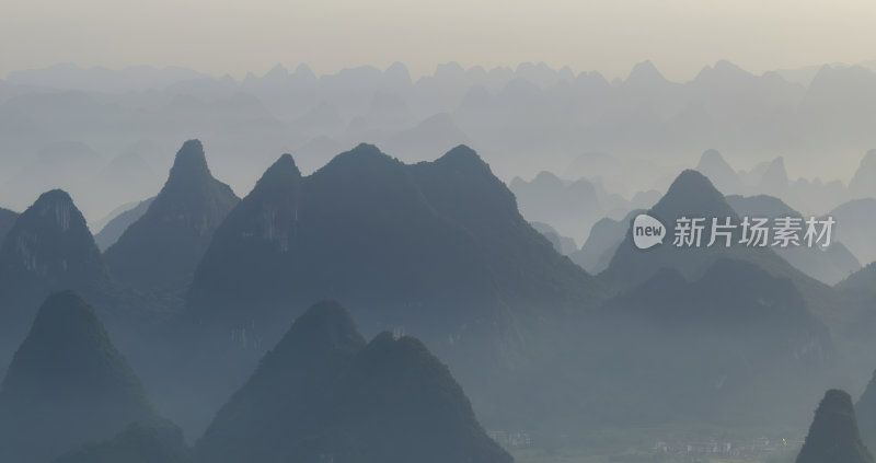 广西桂林山水水墨中国风