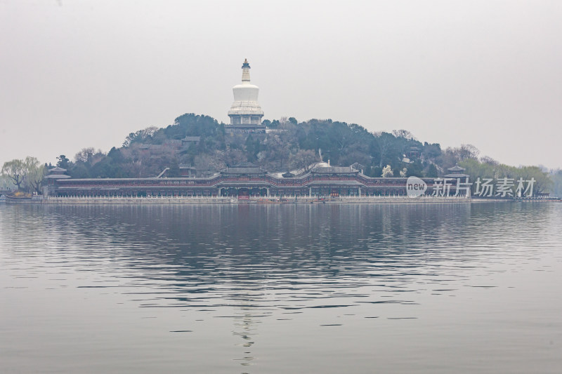 北京北海公园白塔建筑景观