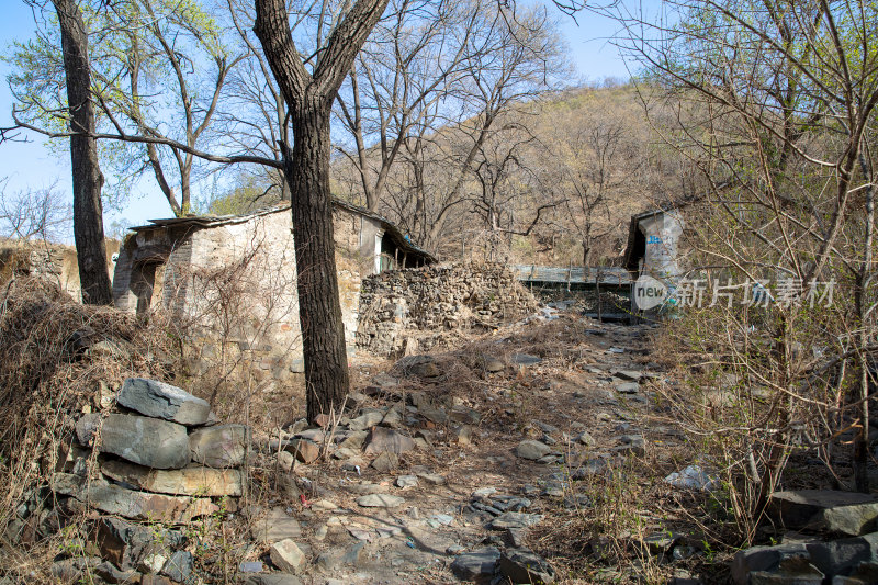 北京门头沟玉河古道上的废弃村庄