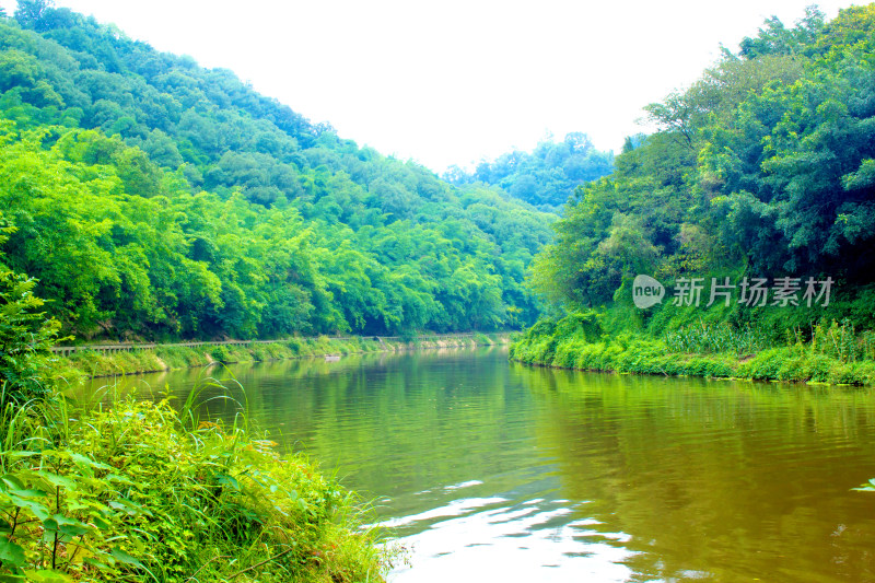 湖泊河流风景背景