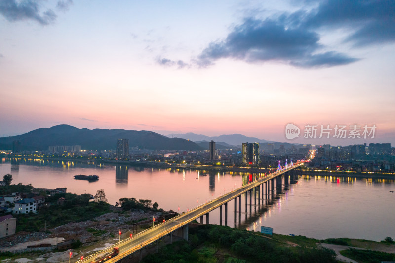 衡阳市湘江大桥夜景航拍