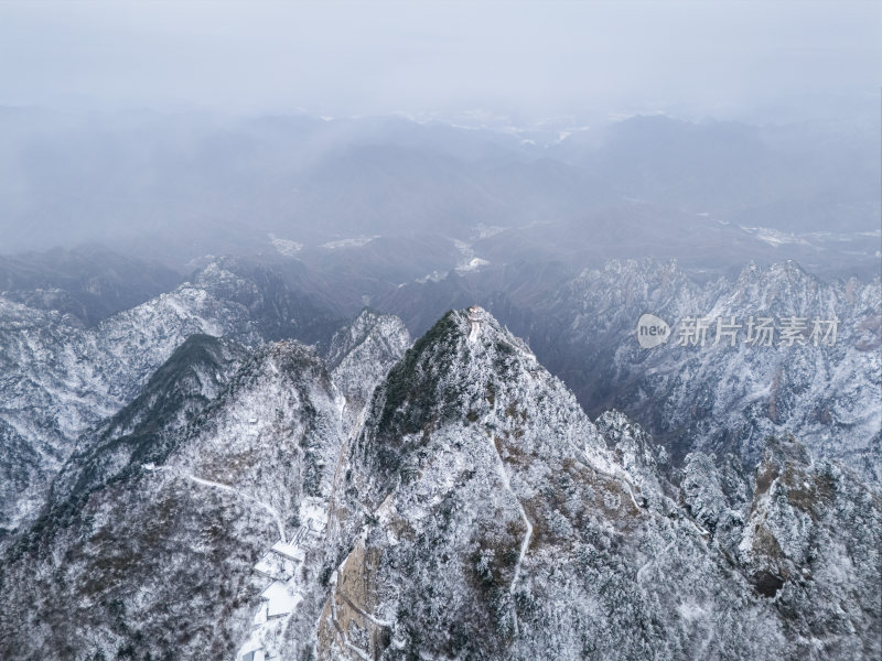 南阳老界岭冬季雪景风光