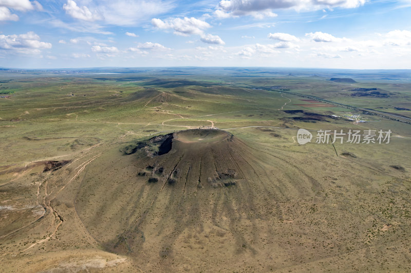 内蒙古乌兰布统乌兰哈达黑色火山群航拍