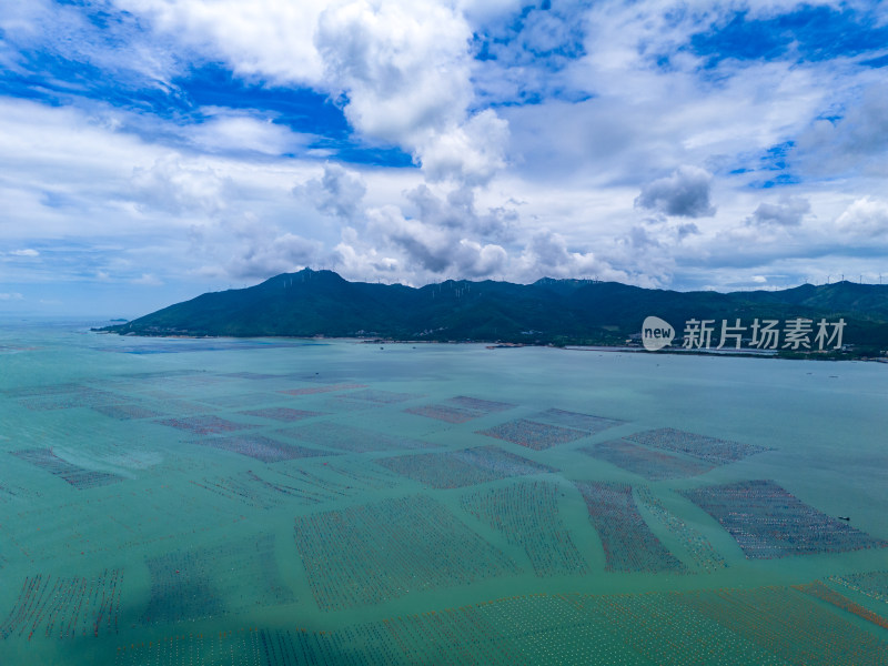 蓝天白云天空云朵大海航拍图