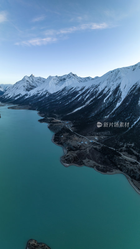 西藏昌都然乌湖来古雪山冰湖高空航拍