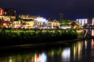 黄山屯溪老街河街夜景风光