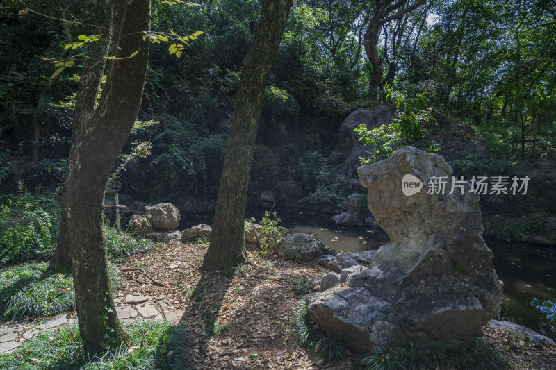 杭州凤凰山排衙石诗刻