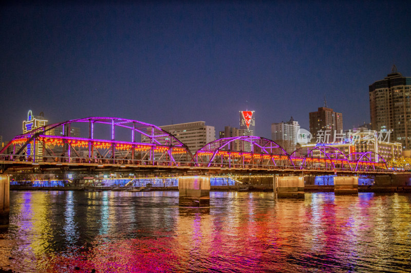 黄河两岸 兰州城的日与夜