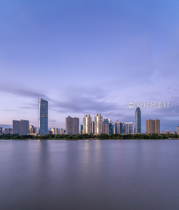 广东惠州富力 丽港中心夜景