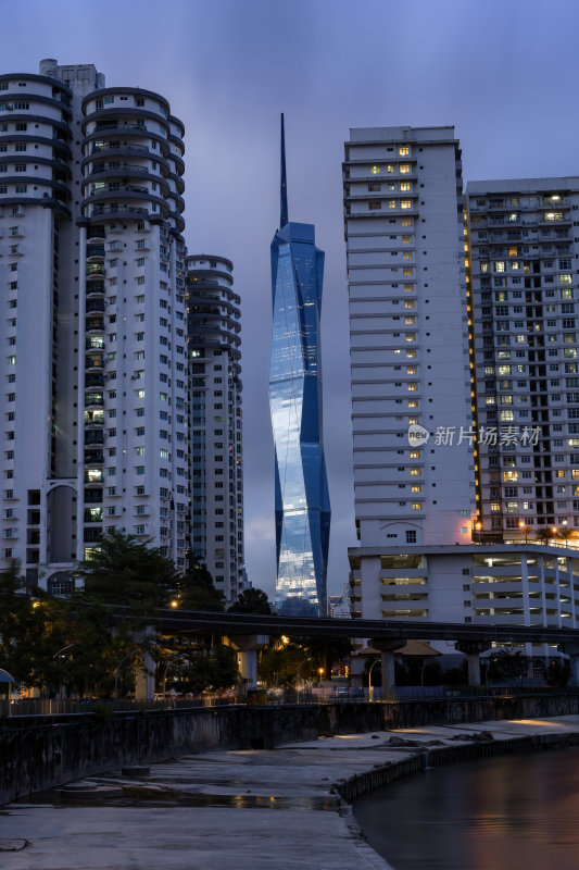 马来西亚吉隆坡莫迪卡石油双子塔夜景