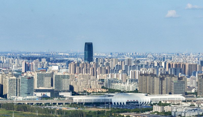 航拍昆山城市建筑交通道路风光