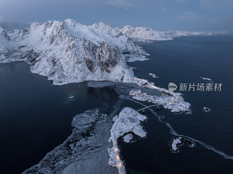 挪威罗弗敦群岛北极圈雷纳冬季雪景高空航拍