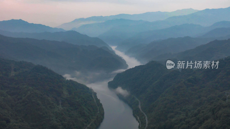 湖南郴州东江湖小东江清晨迷雾航拍