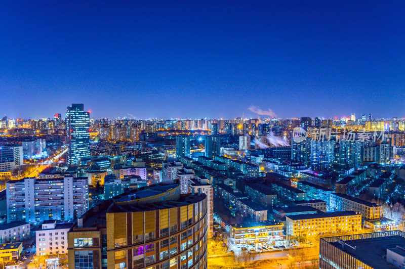 北京城市天际线夜景蓝调全景图