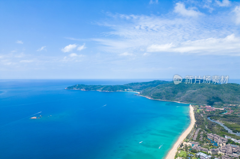 航拍国家海岸海南三亚亚龙湾海岸线