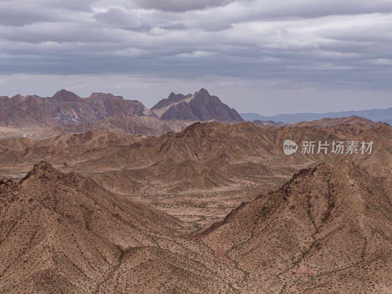 青海荒漠戈壁滩