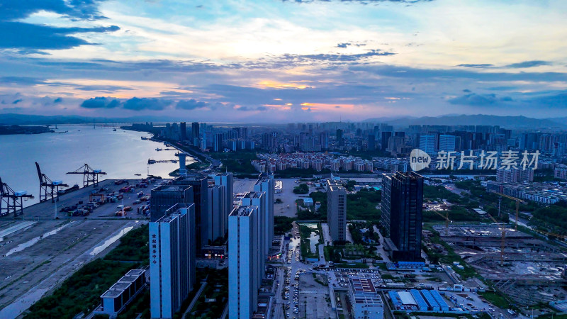 广东汕头城市晚霞城市大景航拍